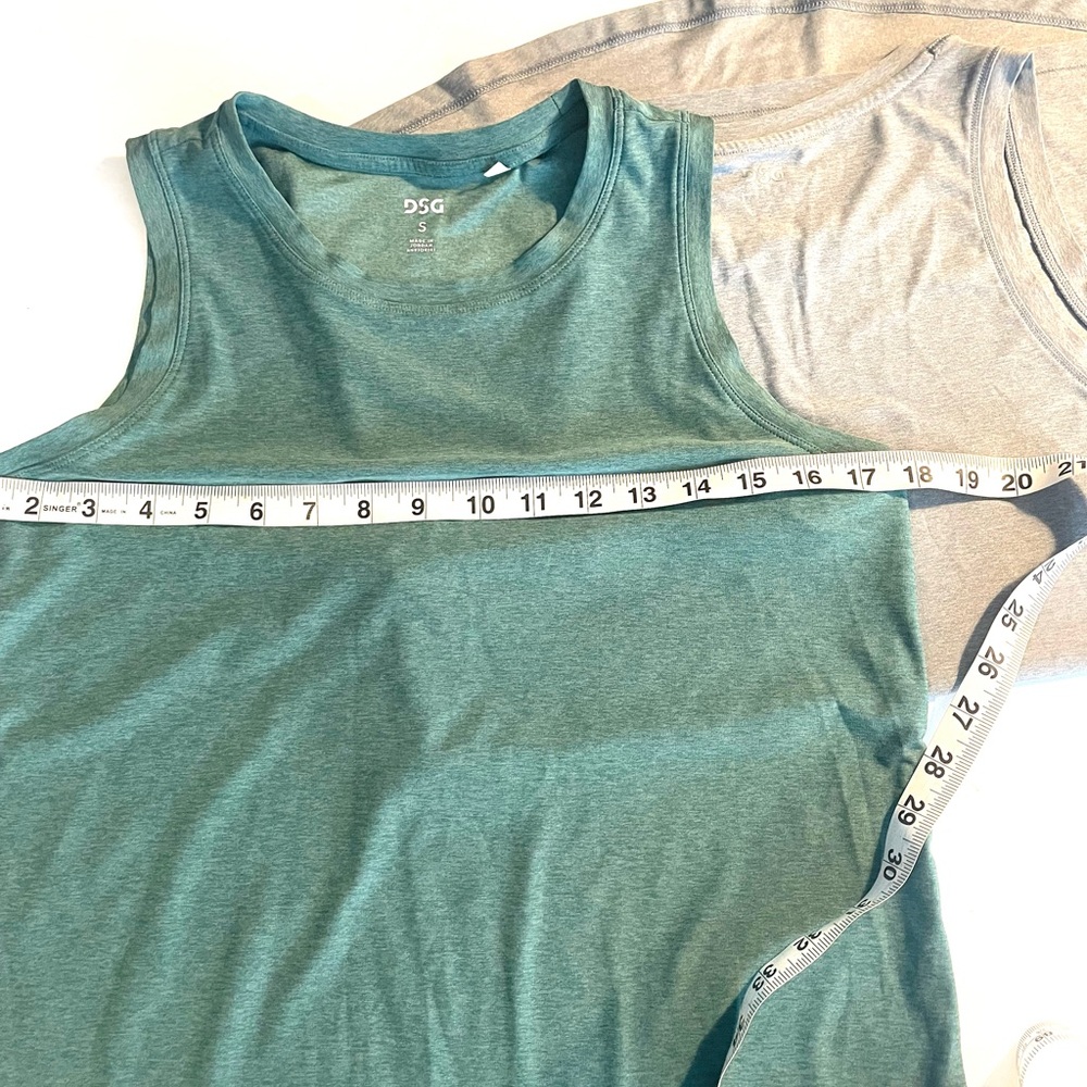 Bundle: DSG Green and Light Gray Athletic Tank Top Set. S - Picture 9 of 10